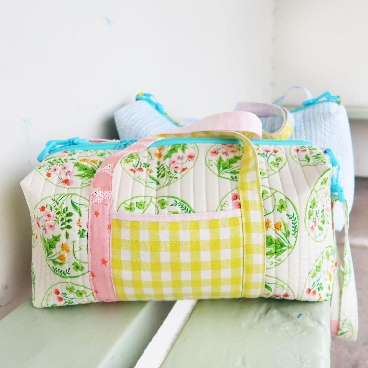 Cheap quilted duffle bags best sale