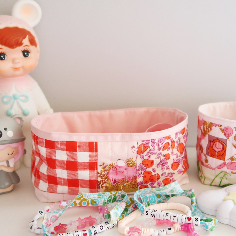 Super Easy Baskets - sewing pattern