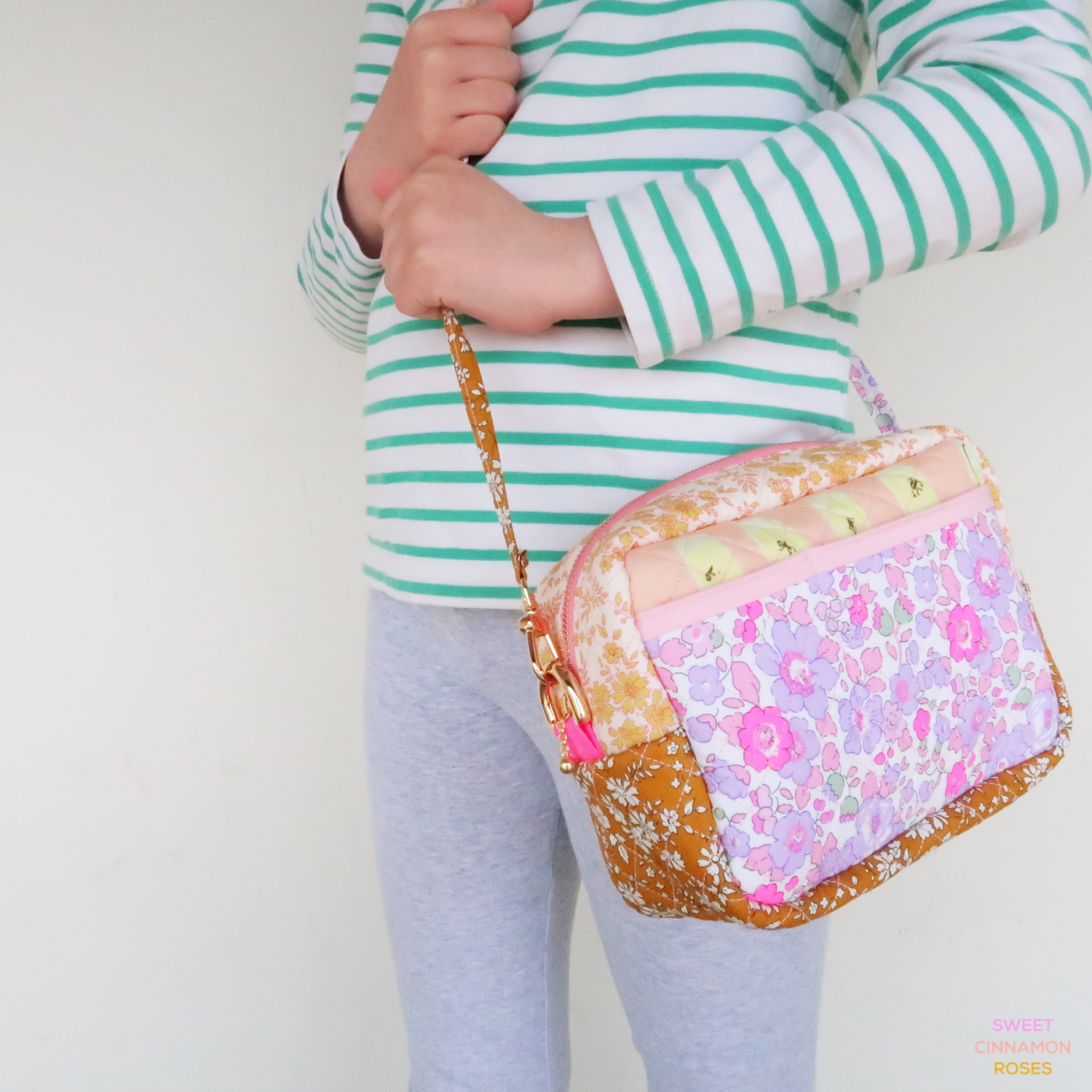 Sweet Travel Pouch - sewing pattern – sweetcinnamonroses