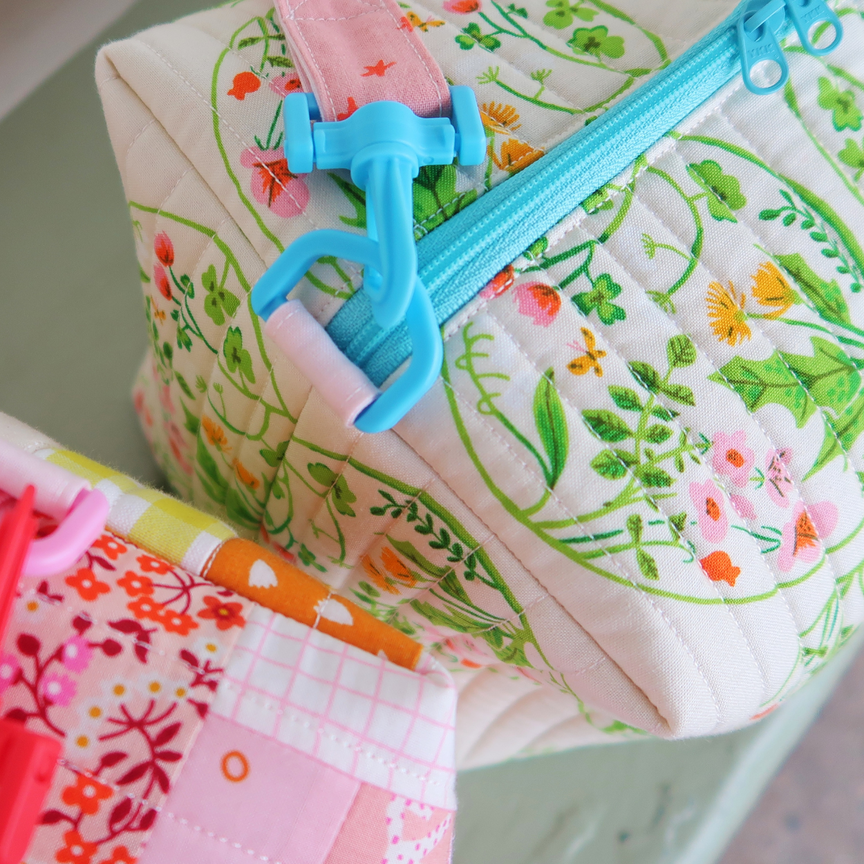 Simply Done Zipper Colorful Sandwich Bags