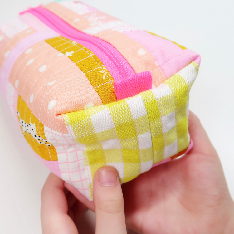 Quilted Boxy Pouch - sewing pattern