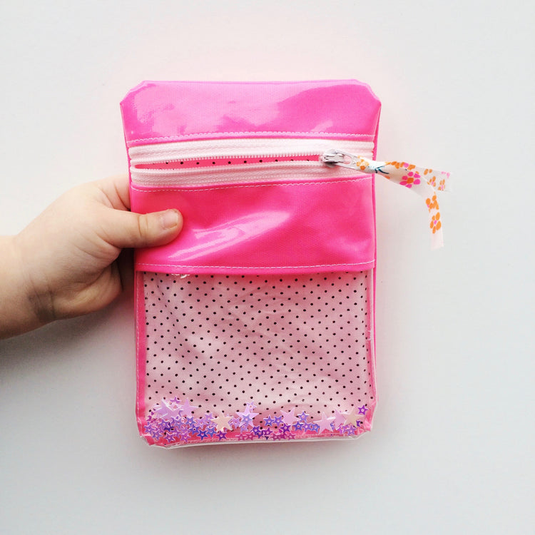 Peek A Pouch - sewing pattern